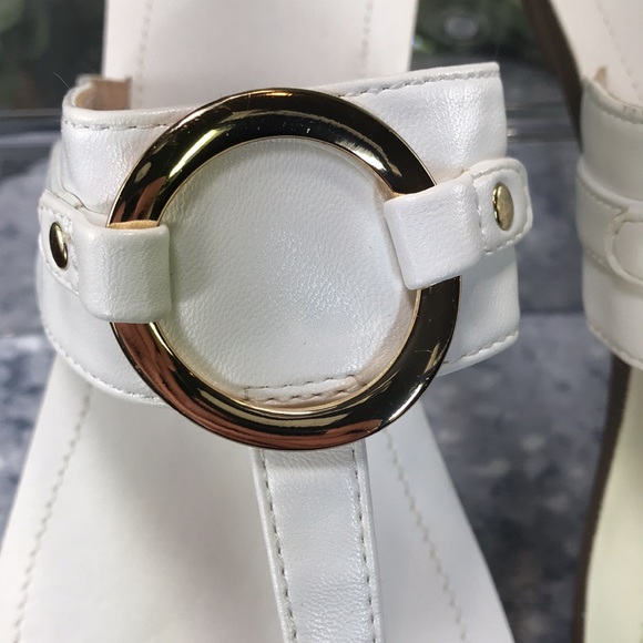 NY&C White Dressy Decorated One Band Thong Sandals Women’s 10M ☀️NWOT☀️ - Picture 5 of 12